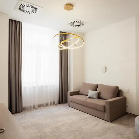 Mera Hotel