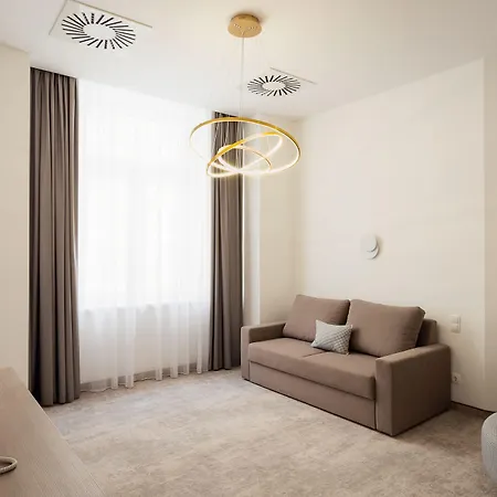 Hotel Mera