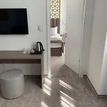 Hotel Mera